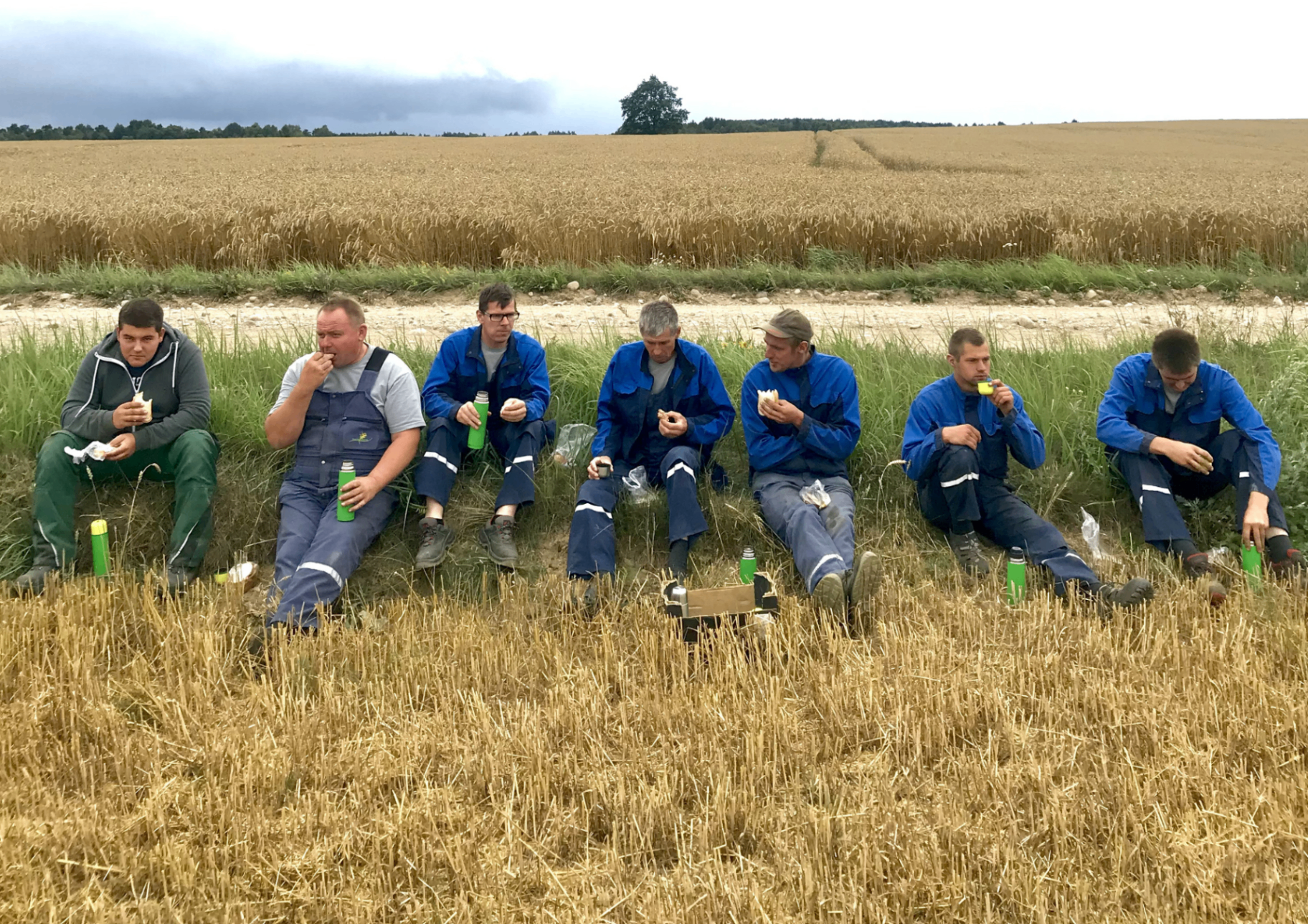 SIA Balticagrar komanda pie Claas kombaina